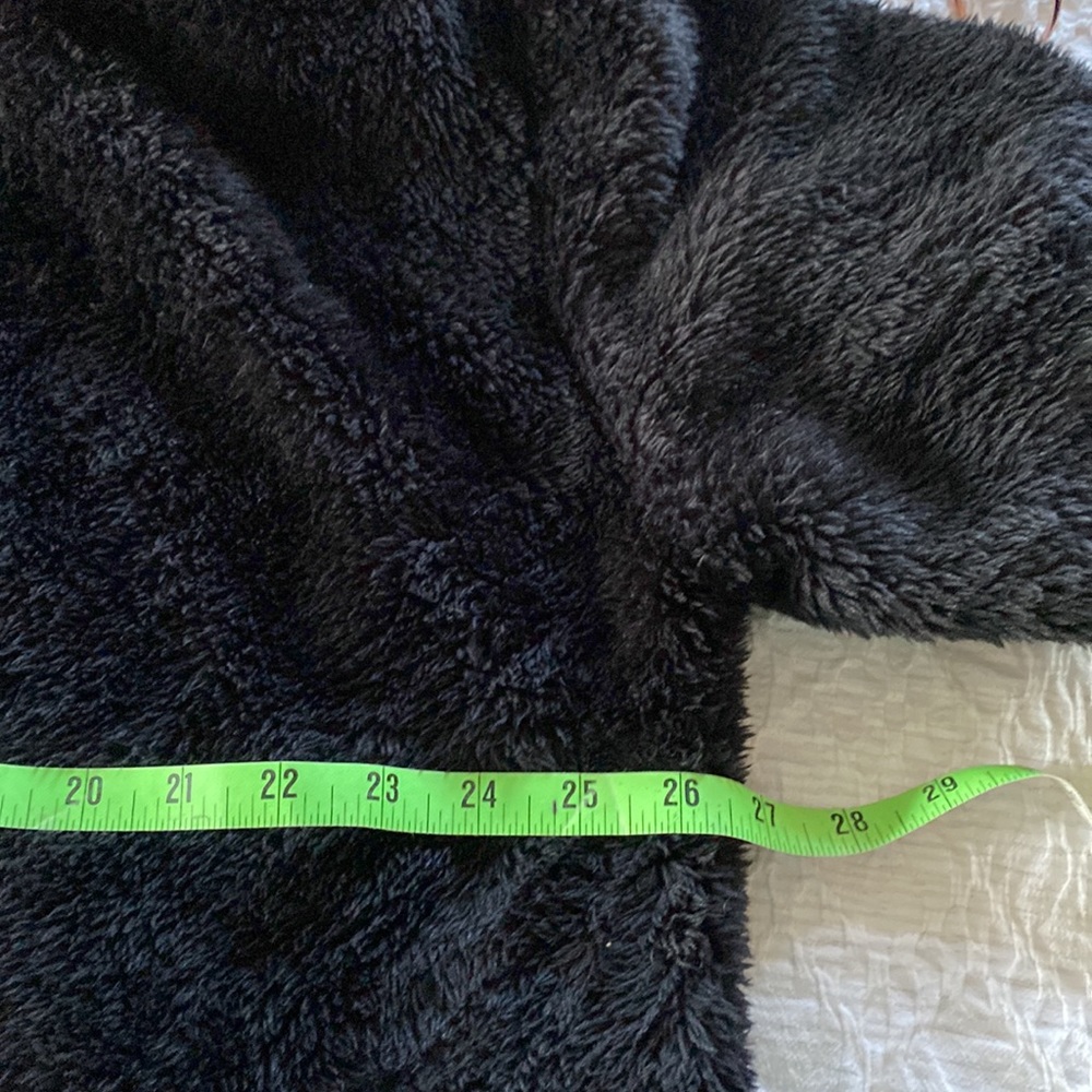 Fleece Jacket - Picture 9 of 10